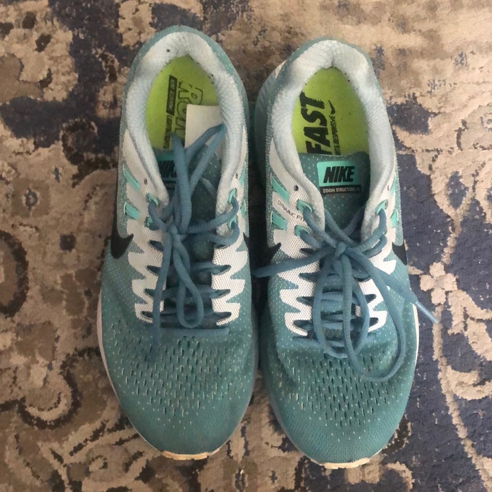 Nike Zoom Structure 20